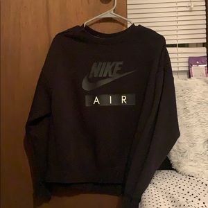 Worn once, nike crew neck